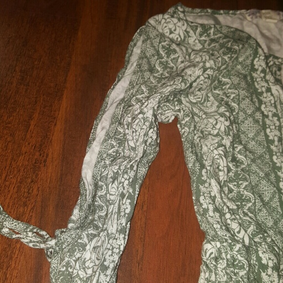 Pink Rose dress - Picture 3 of 4